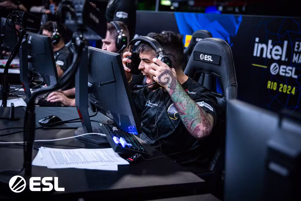 Título da Notícia 4